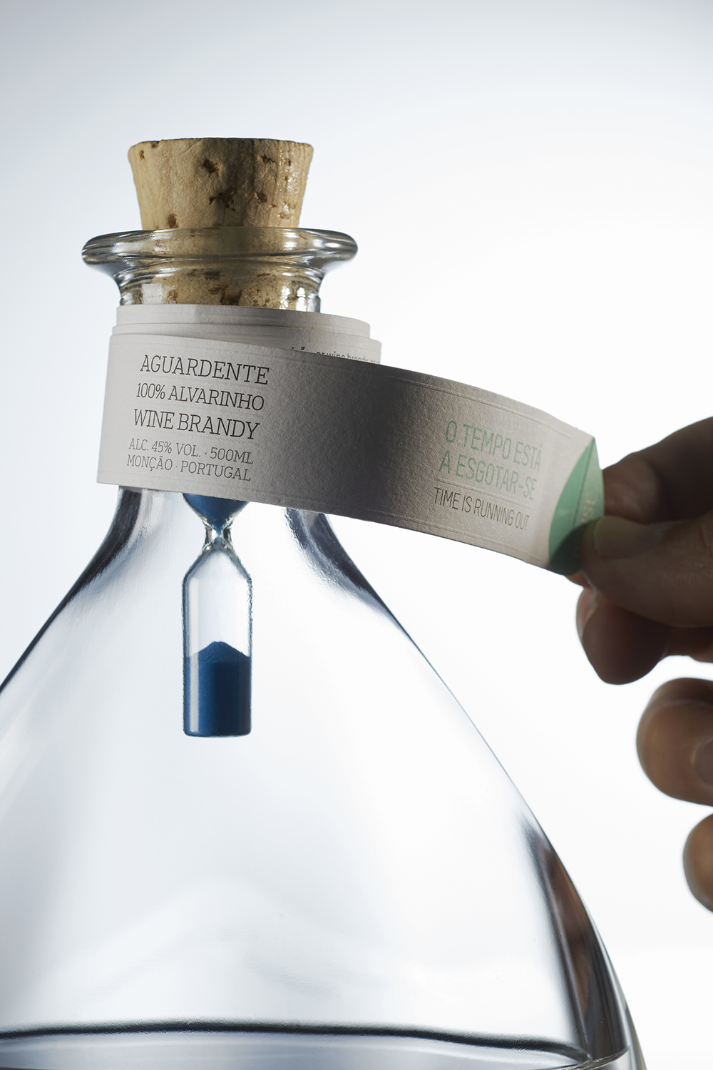 這個(gè)酒的包裝設(shè)計(jì)太有創(chuàng)意了(圖5)