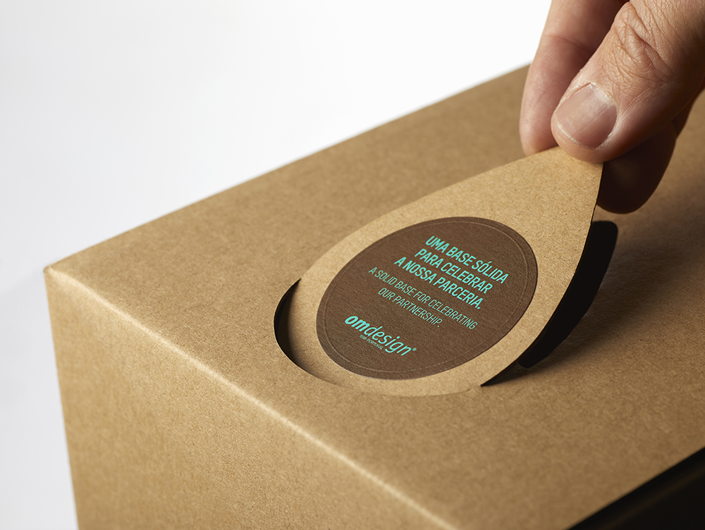 這個(gè)酒的包裝設(shè)計(jì)太有創(chuàng)意了(圖6)