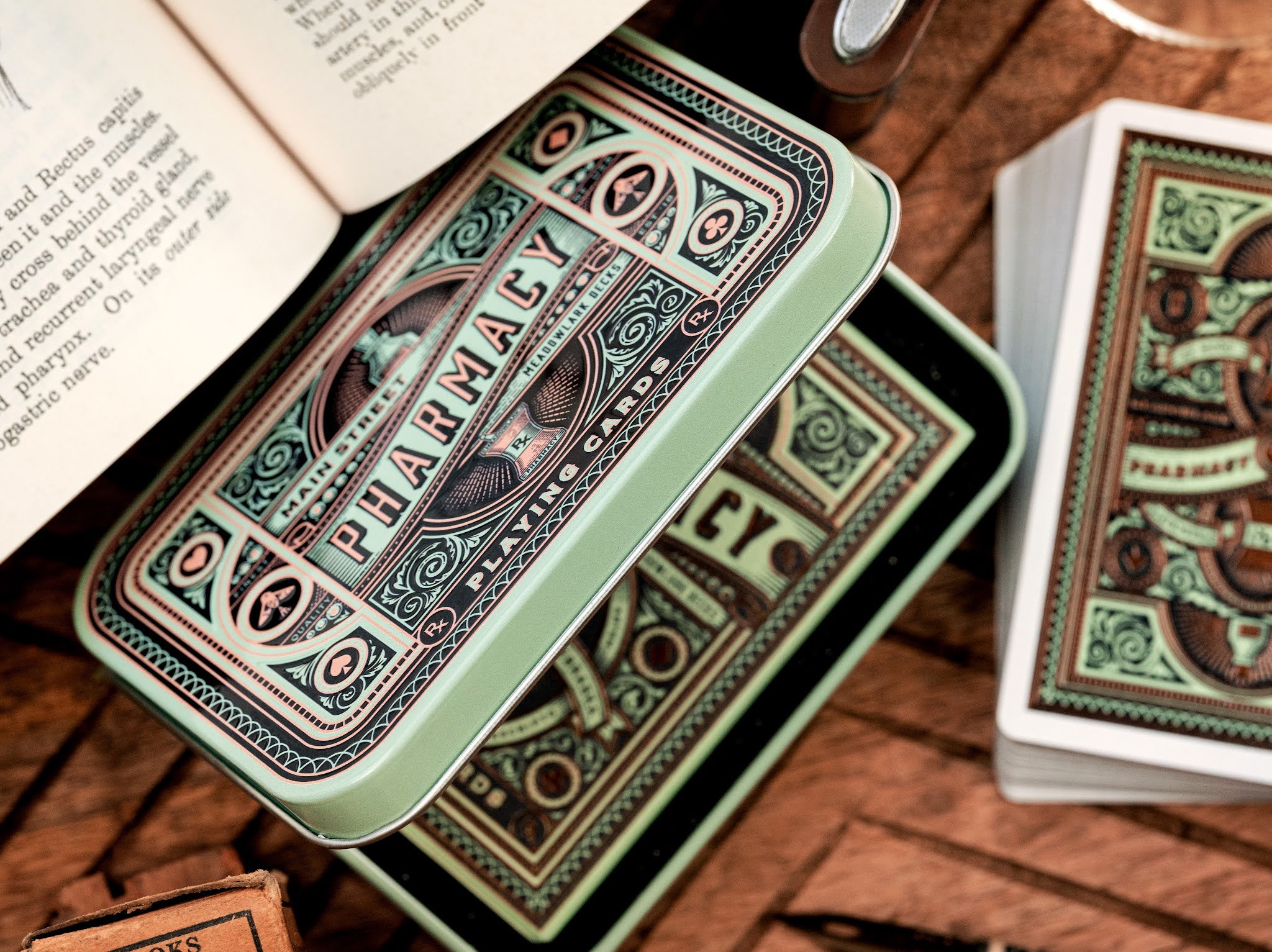 撲克牌設計的像藝術品(圖11)