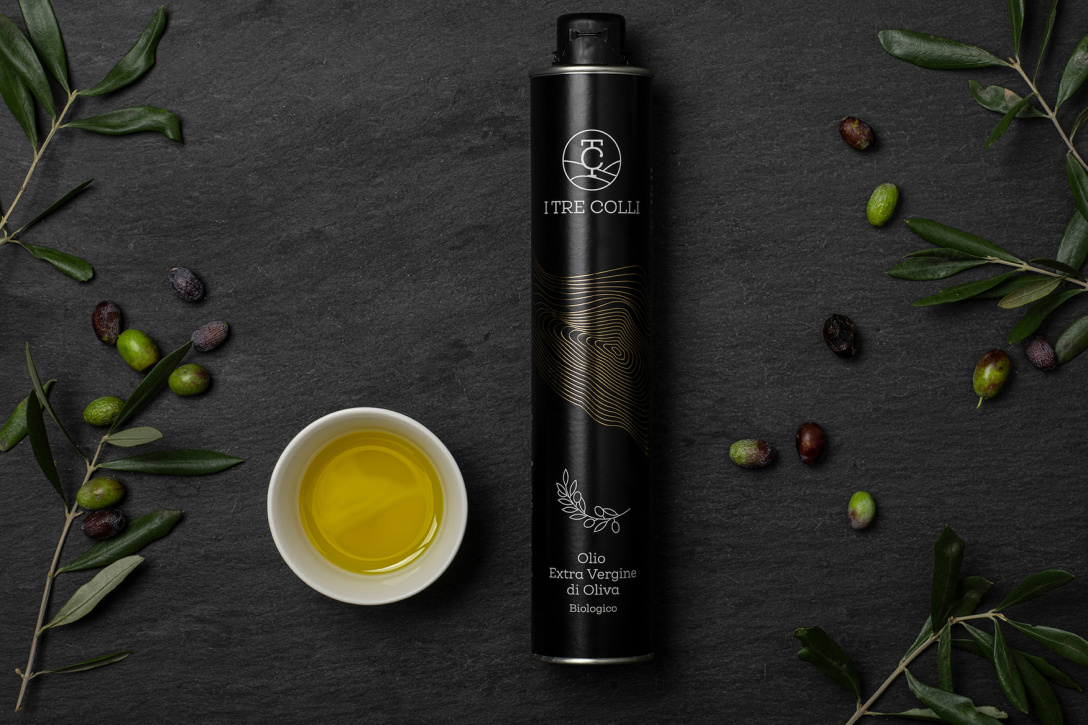 I TRE COLLI橄欖油包裝設(shè)計(jì)欣賞(圖6)