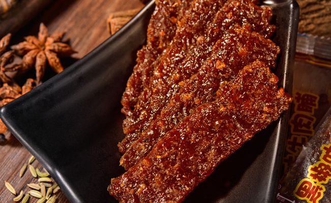 牛廚零食 牛廚品牌logo與食品包裝設(shè)計欣賞(圖3)