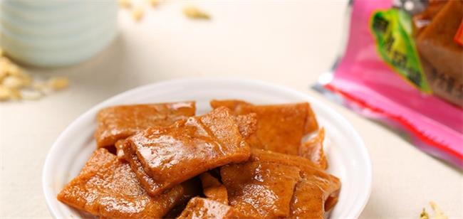 賴婆婆品牌logo與食品包裝設(shè)計(jì)欣賞(圖3)