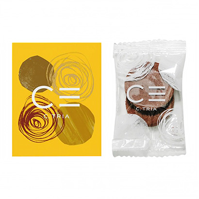 包裝創(chuàng)意設計欣賞餅干菇格里斯(圖1)